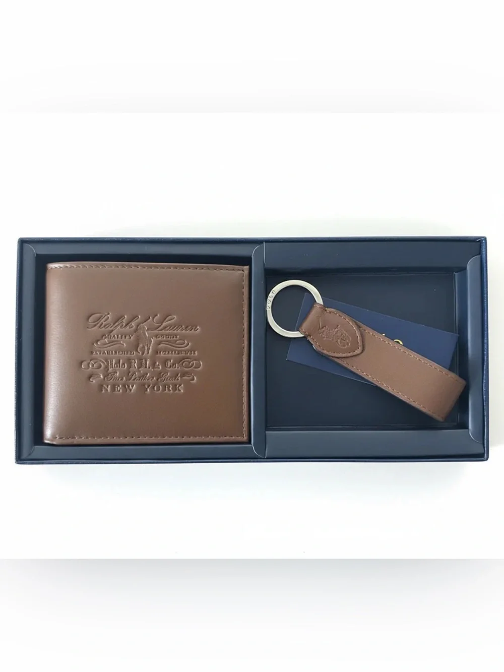 Ralph Lauren Heritage Brown Leather Wallet and Keychain Gift Set